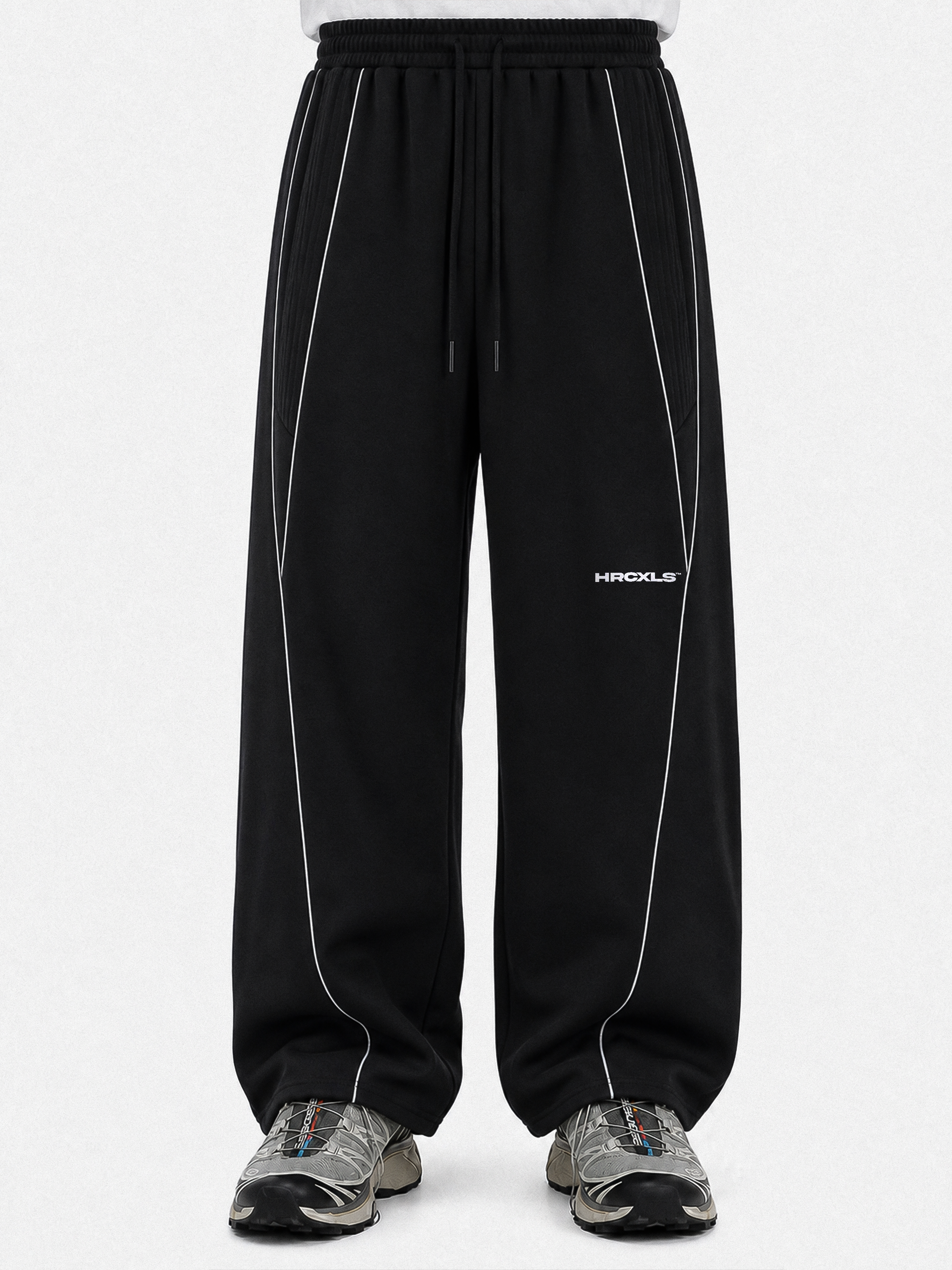 HCX feature detail: Reflective Straight-Leg Sweatpants - hcx gallery reflective sweatpants black